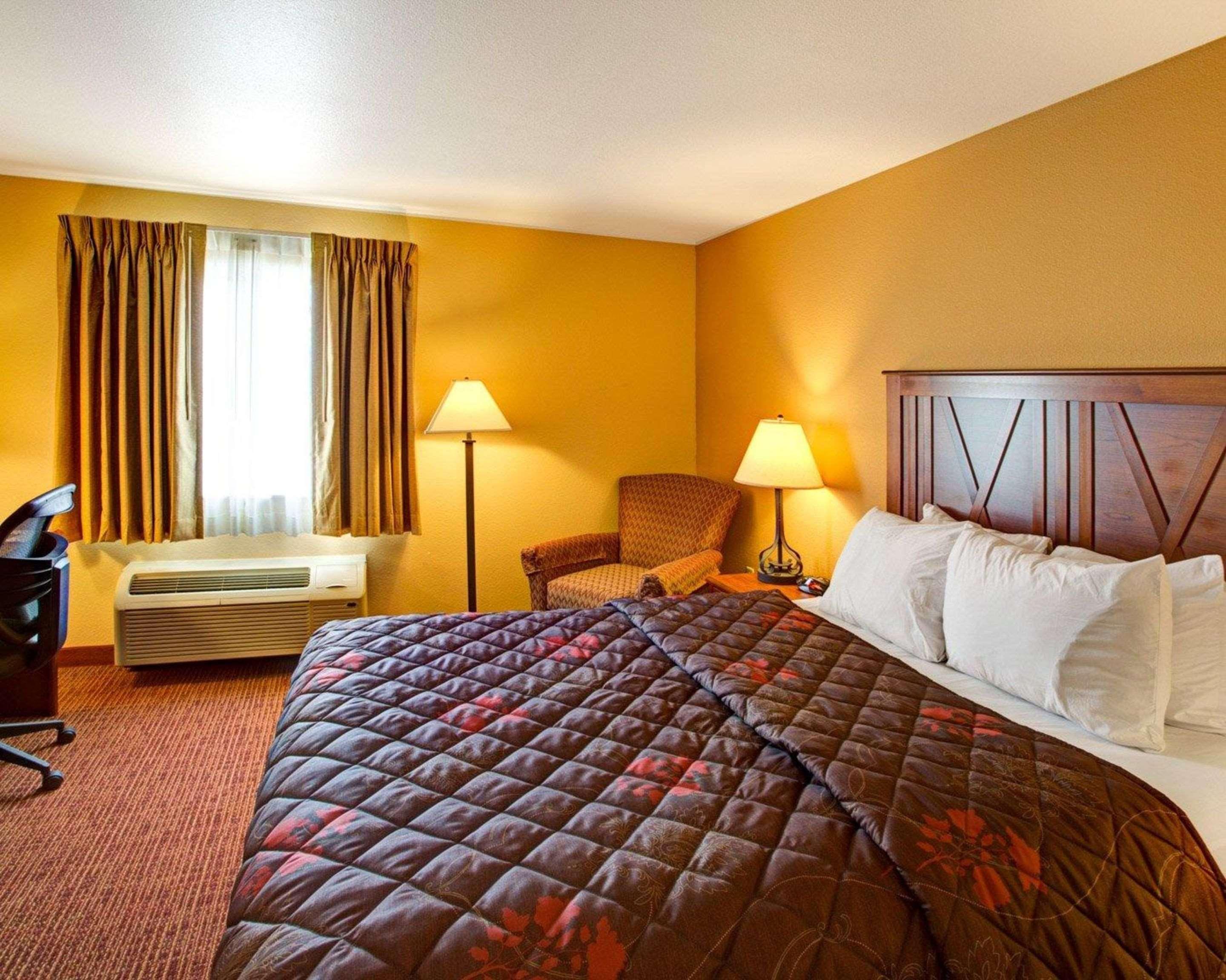Rodeway Inn & Suites Phillipsburg Exteriör bild